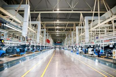 上市2個月銷量超合資車，試駕當紅“明日座駕”長安CS75PLUS，揭秘其背后的云計算裝備技術服務